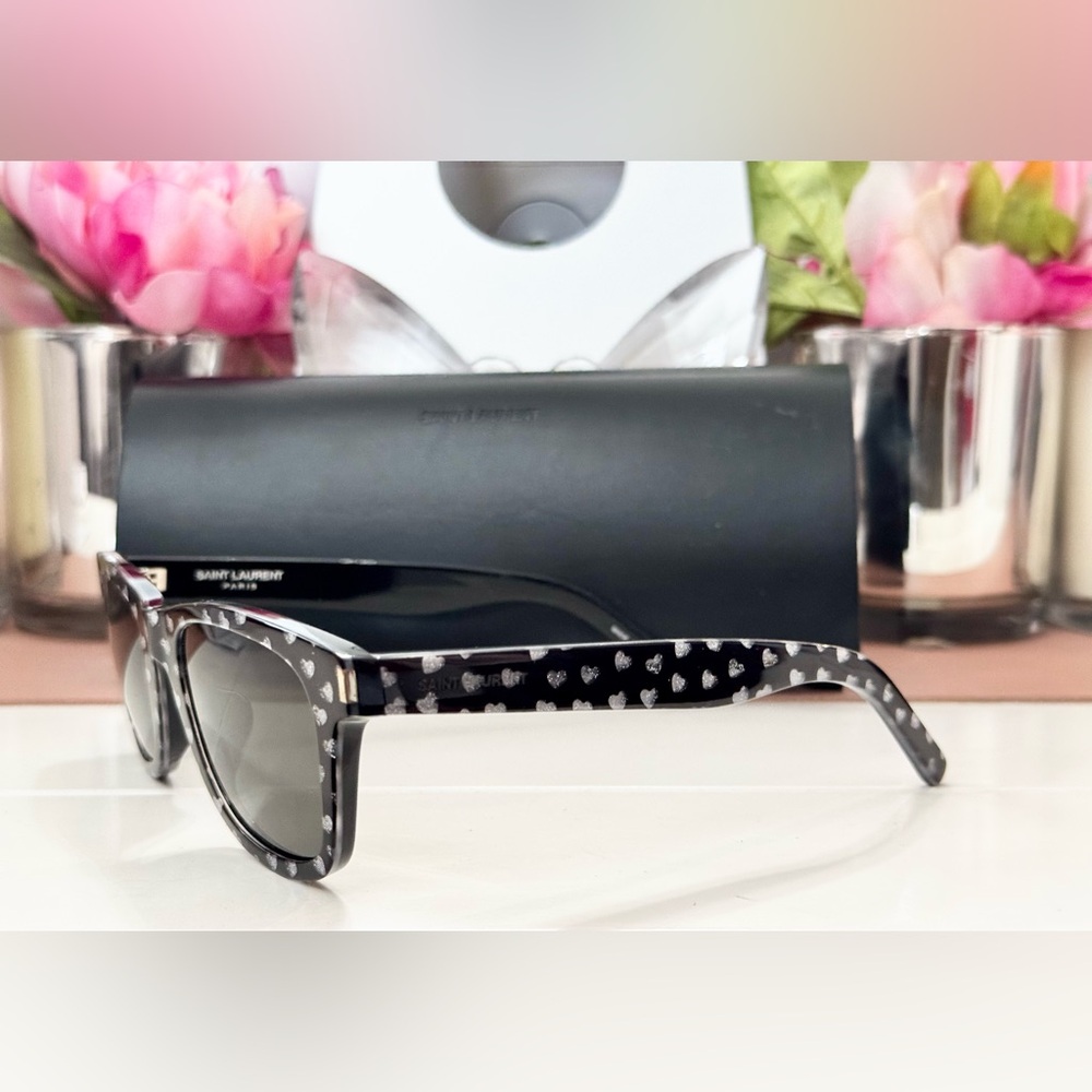 Saint Laurent Heart Frame Sunglasses - Picture 4 of 8